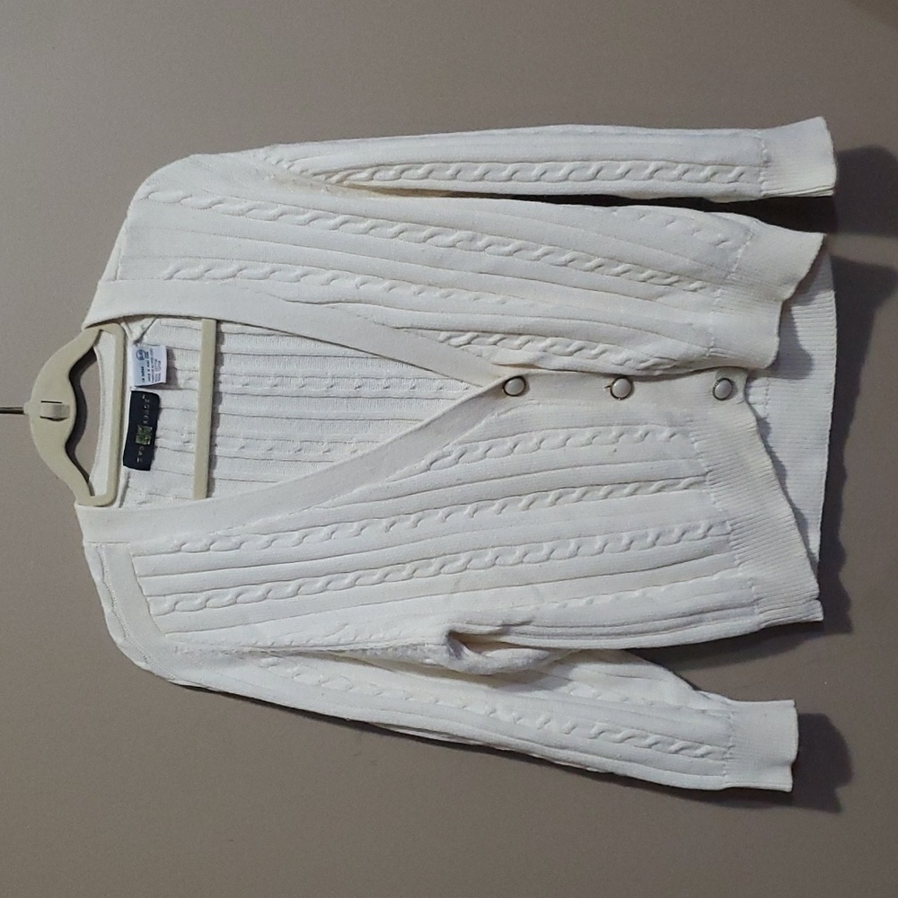 Two roads sweater size xl